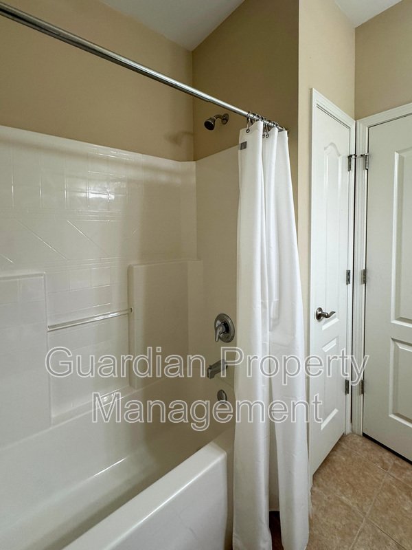 Charming 3 Bed 2 Bath Condo in Fayetteville property image