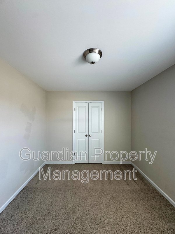 Spacious 4 Bed 2.5 Bath Home with Flex Rooms property image