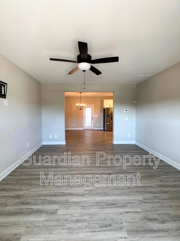 Beautiful 4 Bed 3 Bath Home with Bonus Room property image