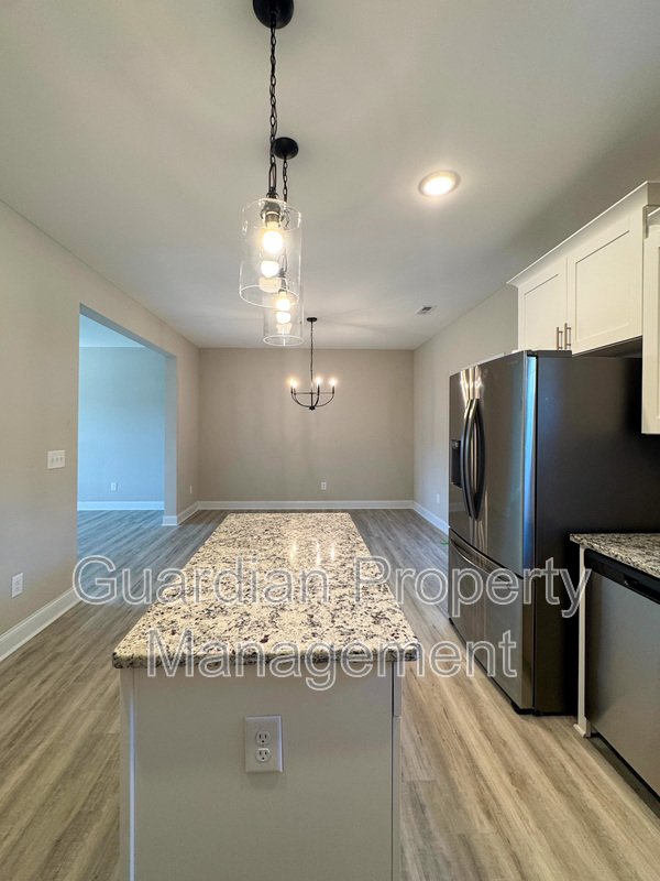 Beautiful 4 Bed 3 Bath Home with Bonus Room property image