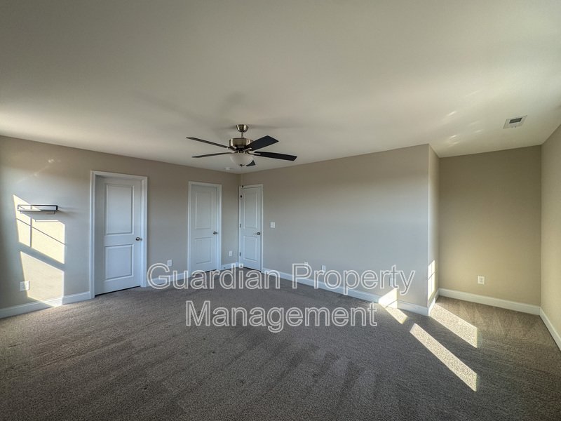 Beautiful 4 Bed 3 Bath Home with Bonus Room property image