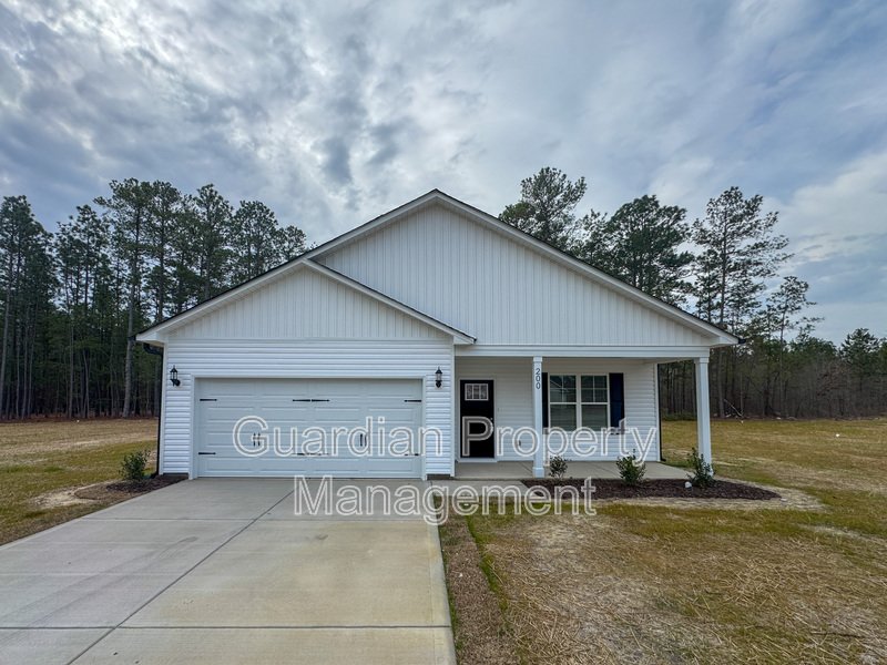 Beautiful 3 Bed 2 Bath Home in Raeford property image