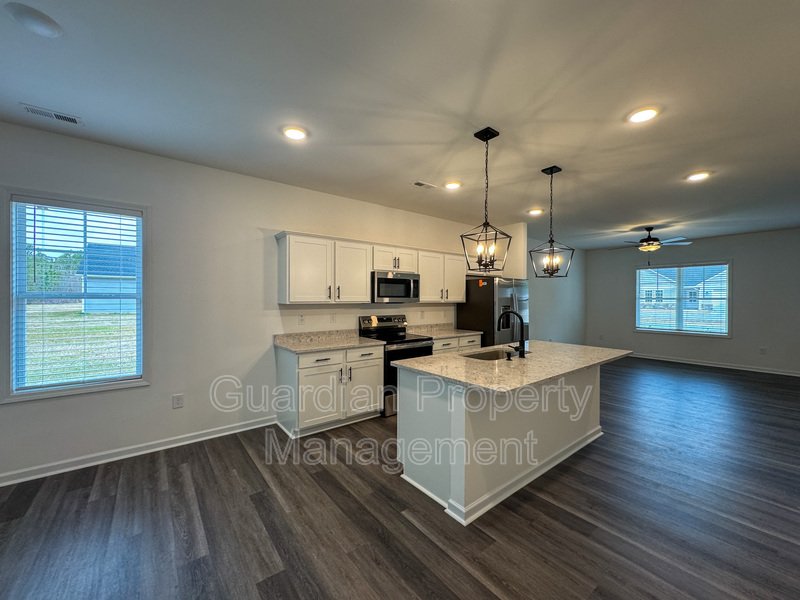 Beautiful 3 Bed 2 Bath Home in Raeford property image