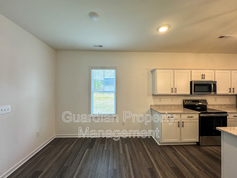 Beautiful 3 Bed 2 Bath Home in Raeford property image