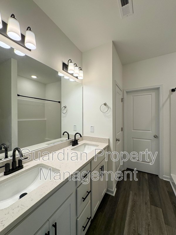 Beautiful 3 Bed 2 Bath Home in Raeford property image