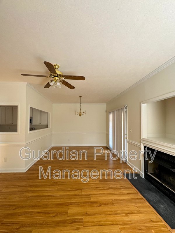 Charming 3 Bed 2.5 Bath Home in Gated Community property image