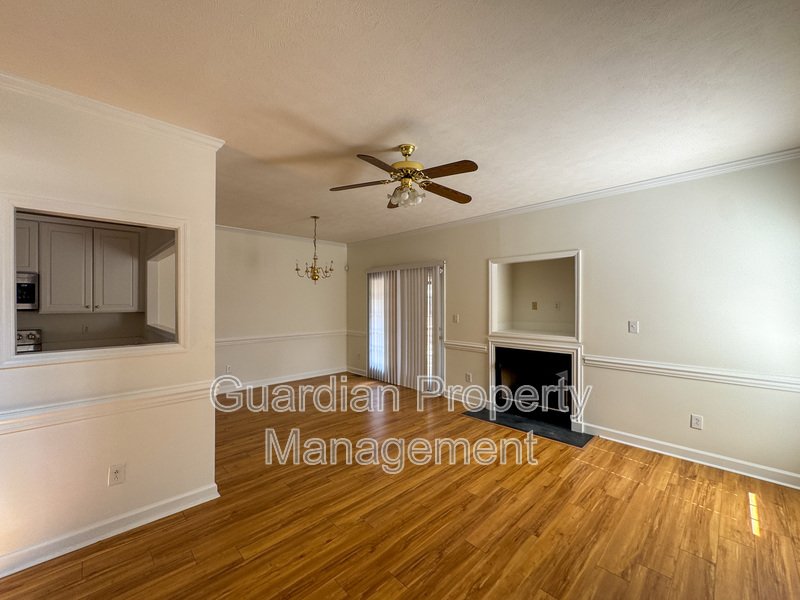 Charming 3 Bed 2.5 Bath Home in Gated Community property image