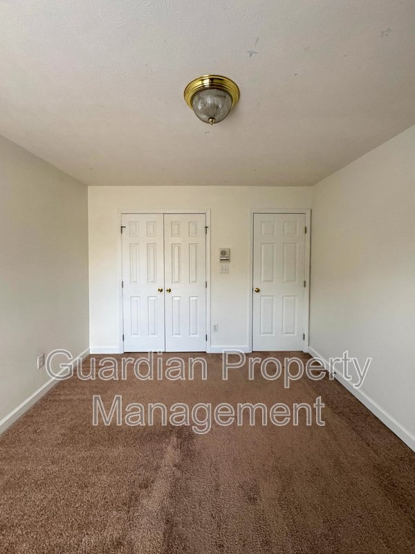 Charming 3 Bed 2.5 Bath Home in Gated Community property image