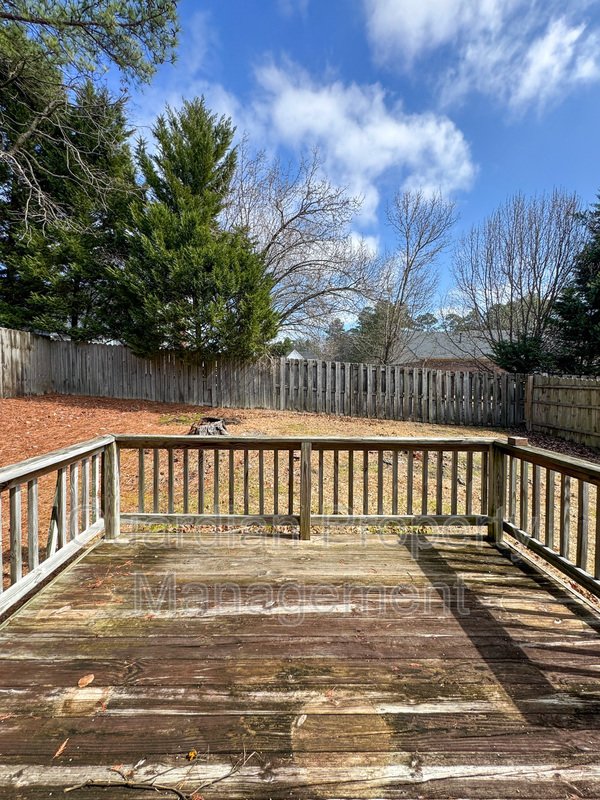 Charming 3 Bed 2.5 Bath Home in Gated Community property image