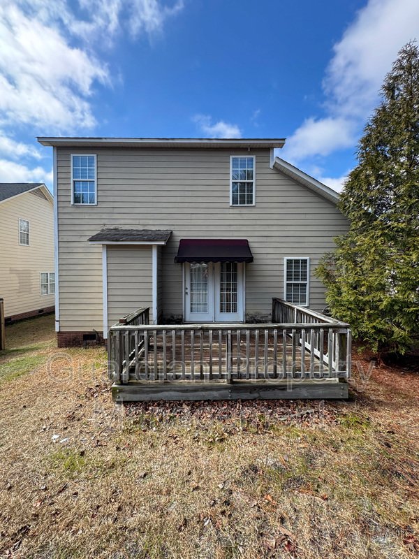 Charming 3 Bed 2.5 Bath Home in Gated Community property image