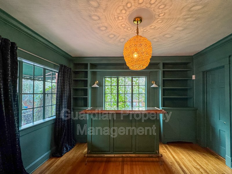 Stunning 4 Bed 4 Bath Haymount Home property image