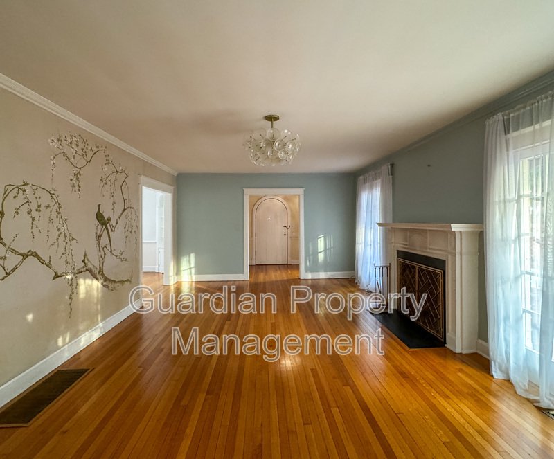 Stunning 4 Bed 4 Bath Haymount Home property image