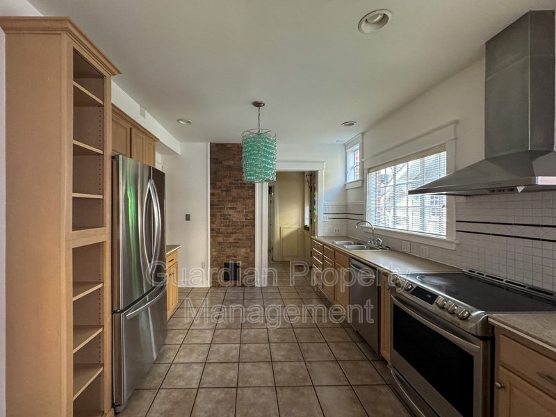 Stunning 4 Bed 4 Bath Haymount Home property image