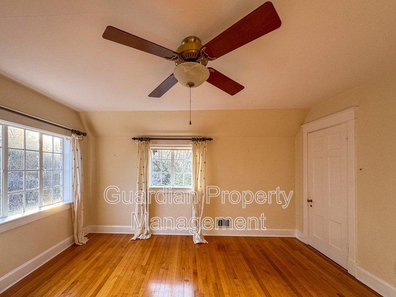 Stunning 4 Bed 4 Bath Haymount Home property image