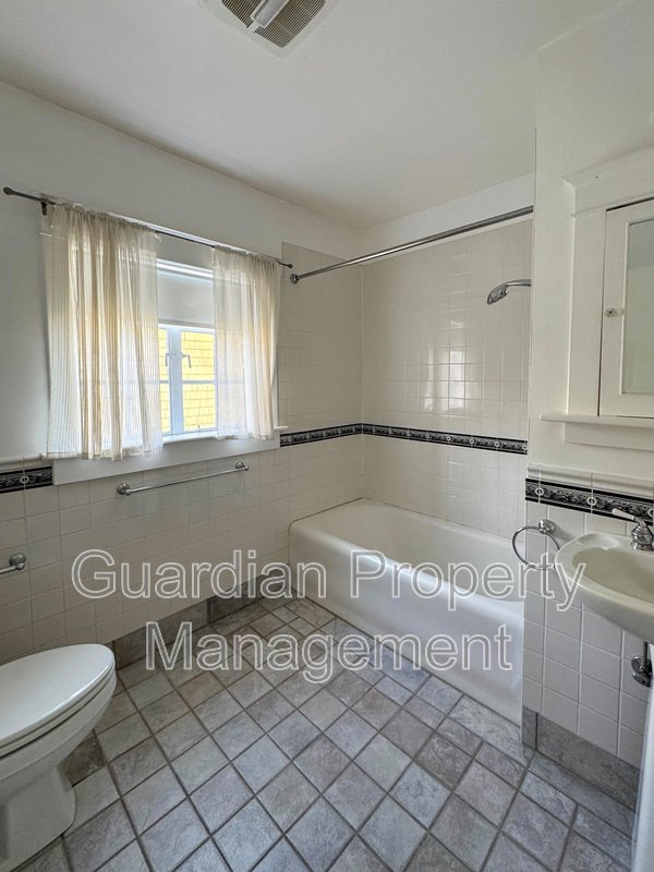 Stunning 4 Bed 4 Bath Haymount Home property image