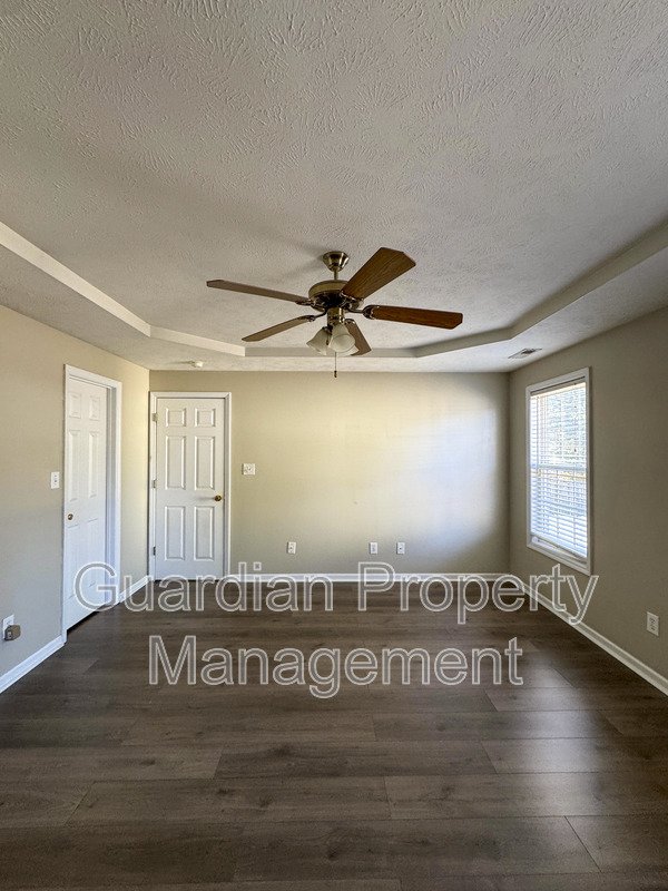 Lovely 3 Bed 2 Bath Home with Bonus Room property image