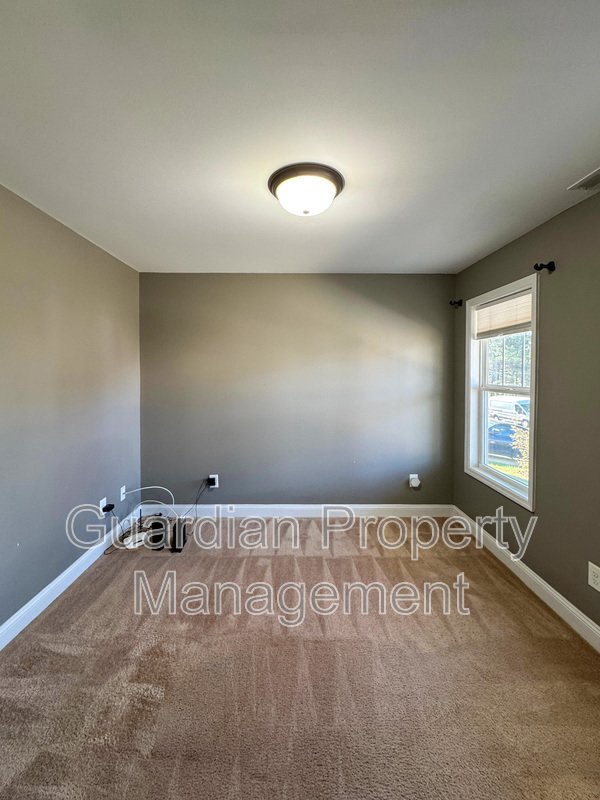 Lovely 3 Bed 2.5 Bath Home in Fayetteville property image