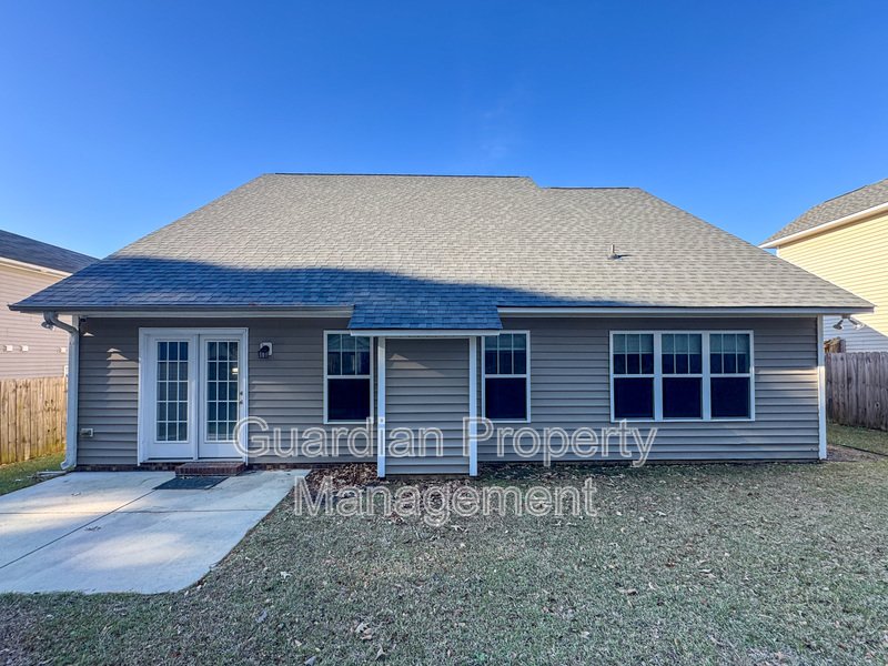 Lovely 3 Bed 2.5 Bath Home in Fayetteville property image