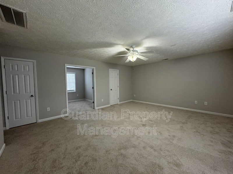 Spacious 4 Bed 2.5 Bath Home in Carolina Lakes property image