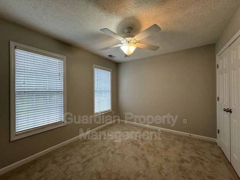 Spacious 4 Bed 2.5 Bath Home in Carolina Lakes property image