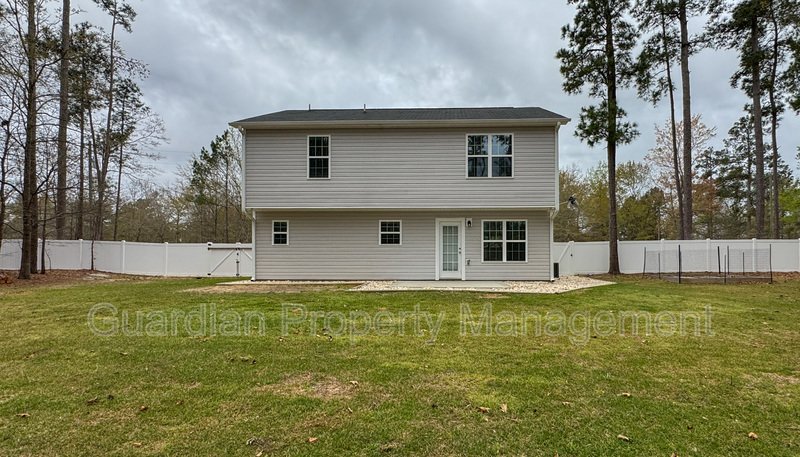 Well-Maintenance 4 Bed 2.5 Bath Hoke County Home property image