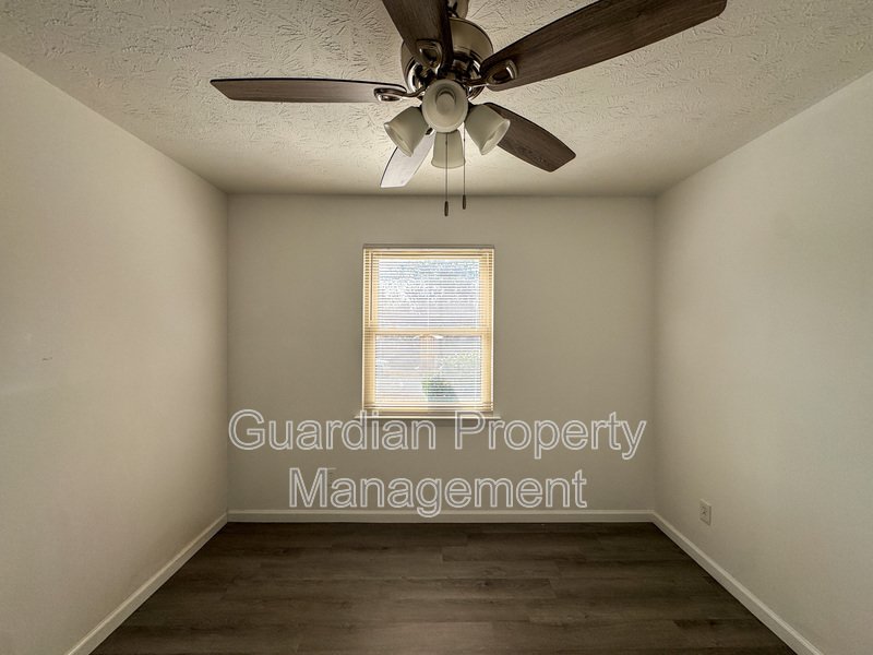 Charming 3 Bed 2 Bath Home with Fenced Yard property image