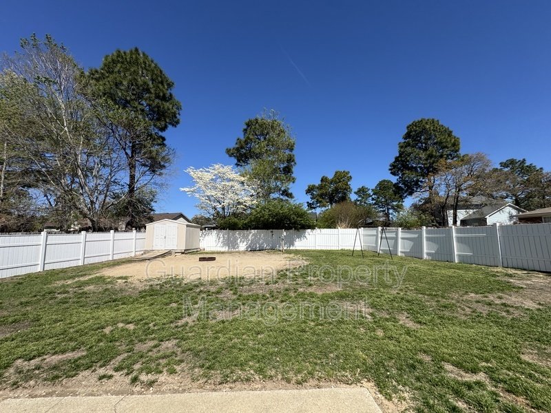 Charming 3 Bed 2 Bath Home with Fenced Yard property image