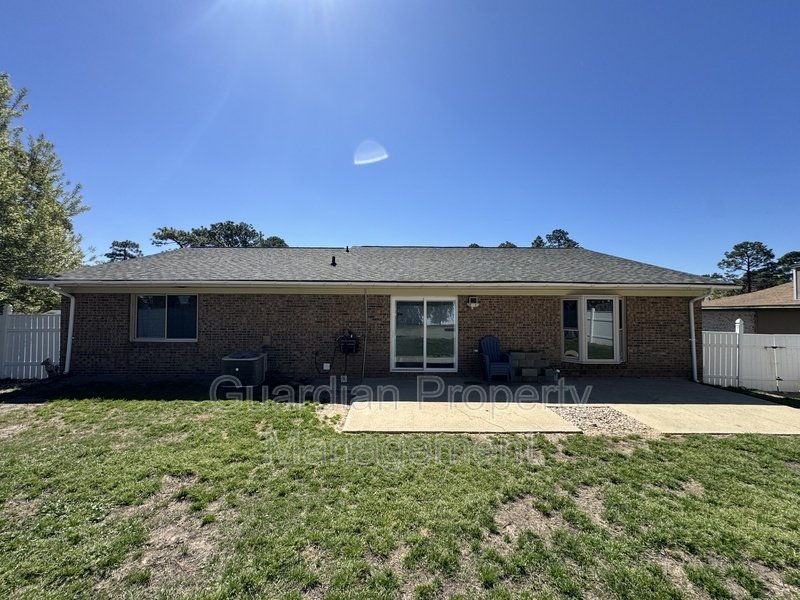 Charming 3 Bed 2 Bath Home with Fenced Yard property image