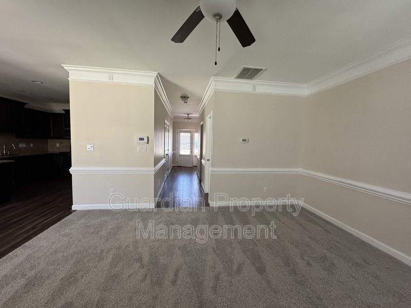 Lovely 3 Bed 2.5 Bath Townhome with Community Amenities property image