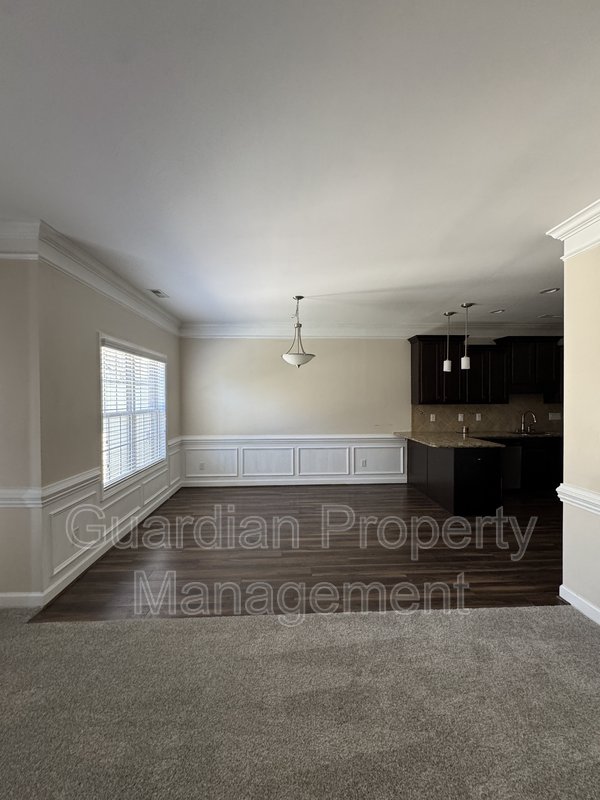 Lovely 3 Bed 2.5 Bath Townhome with Community Amenities property image