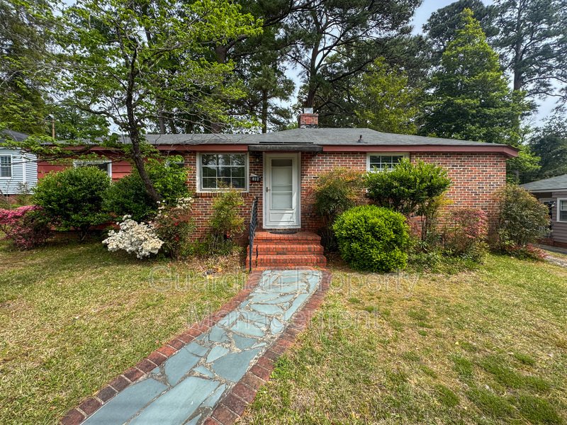 Charming 3 Bed 2 Bath Fayetteville Home property image