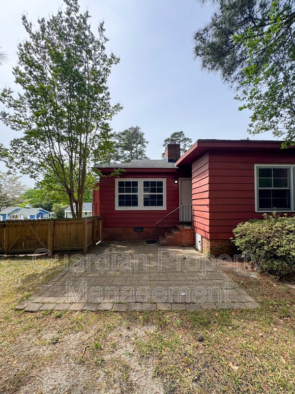 Charming 3 Bed 2 Bath Fayetteville Home property image