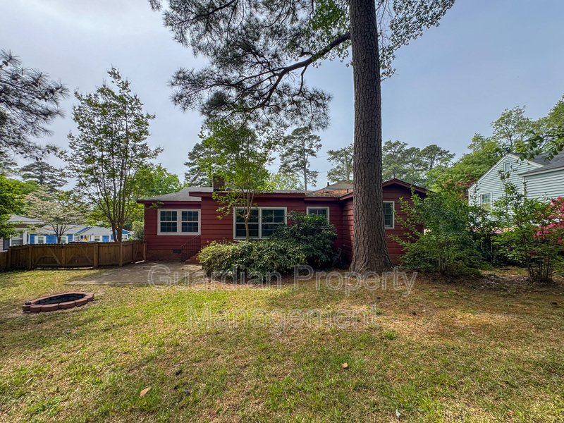 Charming 3 Bed 2 Bath Fayetteville Home property image