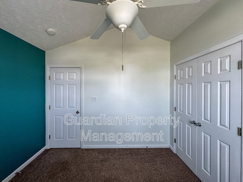 Charming 3 Bed 2 Bath Home with Bonus Room property image