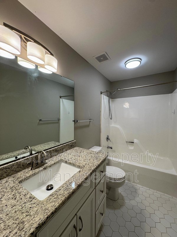 Charming 4 Bed 2 Bath Home in Jack Britt property image