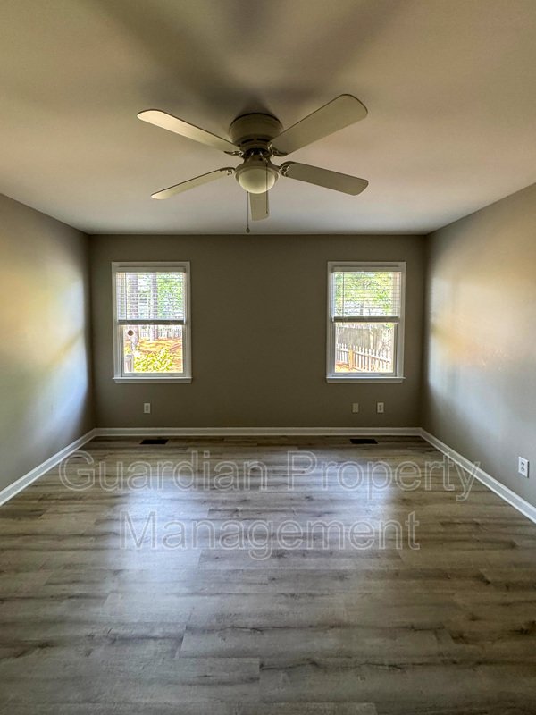 Charming 4 Bed 2 Bath Home in Jack Britt property image