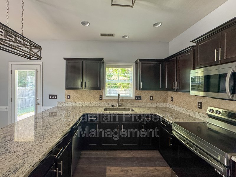 Attractive 3 Bed 2 Bath Home in Westgate property image