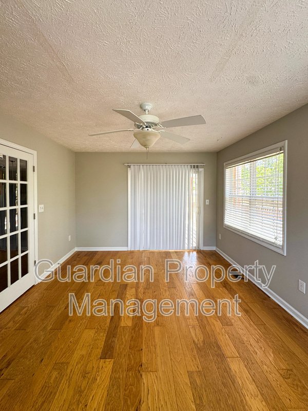 Spacious 4 Bed 2.5 Bath Home in Carolina Lakes property image