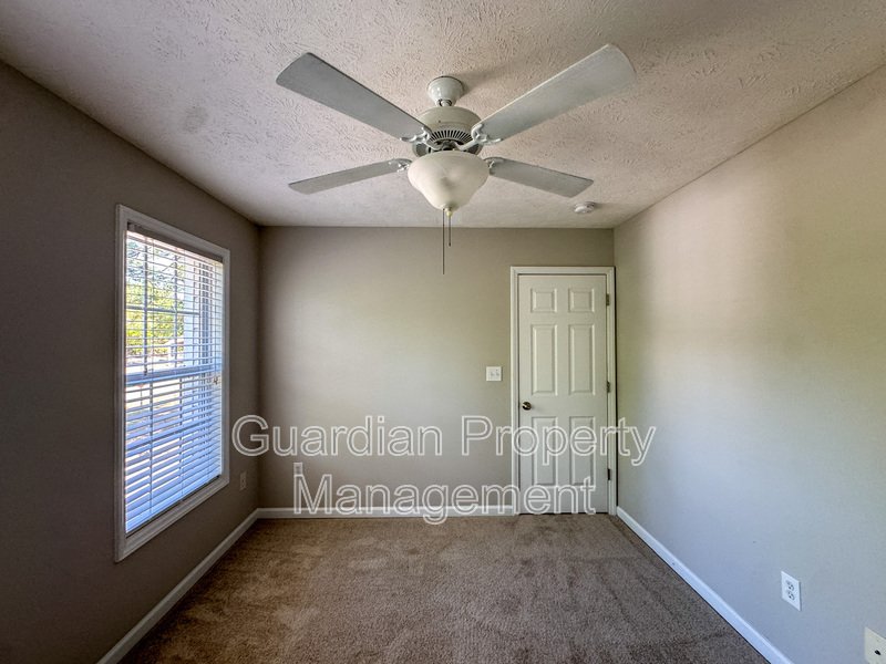 Spacious 4 Bed 2.5 Bath Home in Carolina Lakes property image