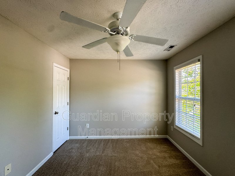 Spacious 4 Bed 2.5 Bath Home in Carolina Lakes property image