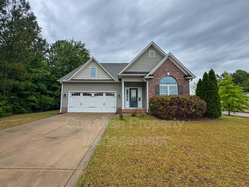 Gorgeous 3 Bed 2.5 Bath Home on Corner Lot property image