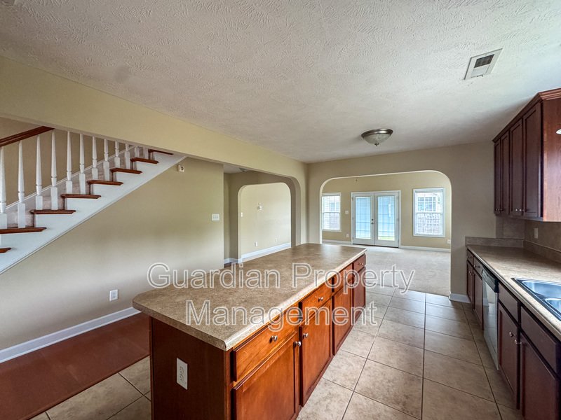 Gorgeous 3 Bed 2.5 Bath Home on Corner Lot property image