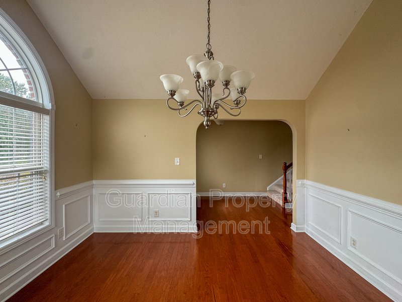 Gorgeous 3 Bed 2.5 Bath Home on Corner Lot property image