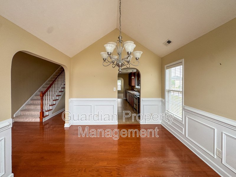 Gorgeous 3 Bed 2.5 Bath Home on Corner Lot property image