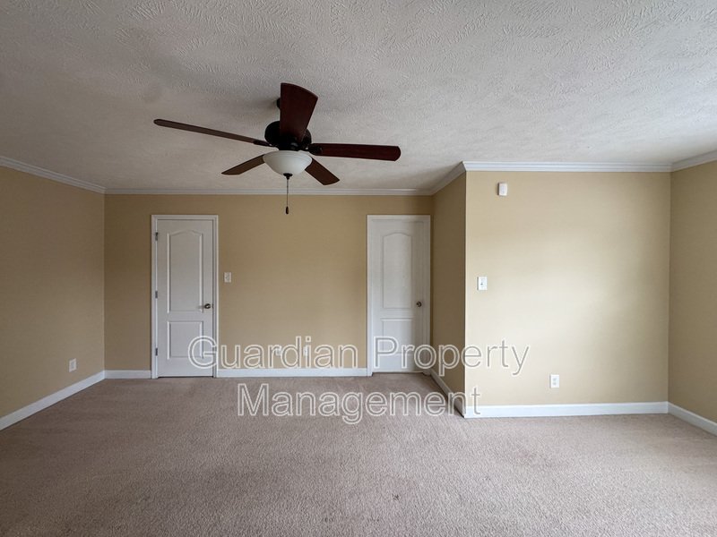 Gorgeous 3 Bed 2.5 Bath Home on Corner Lot property image