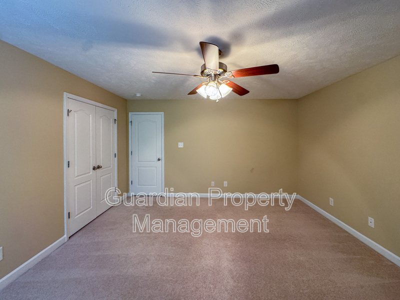 Gorgeous 3 Bed 2.5 Bath Home on Corner Lot property image
