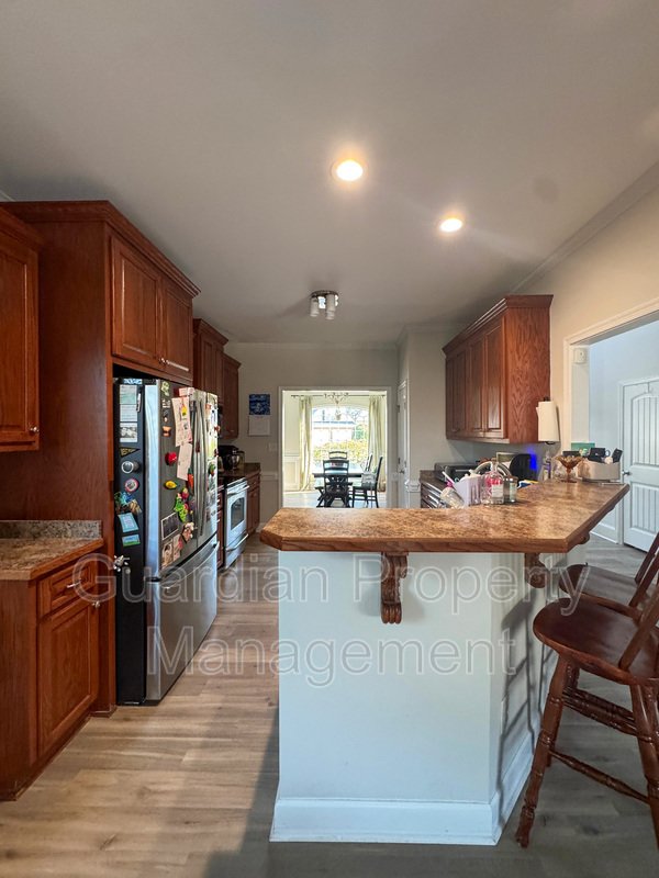 Well-Maintained 4 Bed 2.5 Bath Home with a Pool property image