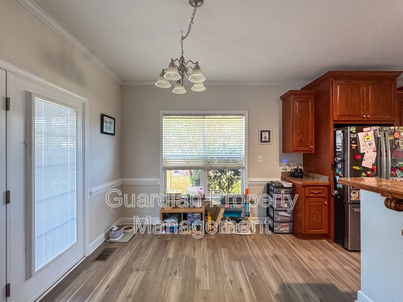 Well-Maintained 4 Bed 2.5 Bath Home with a Pool property image