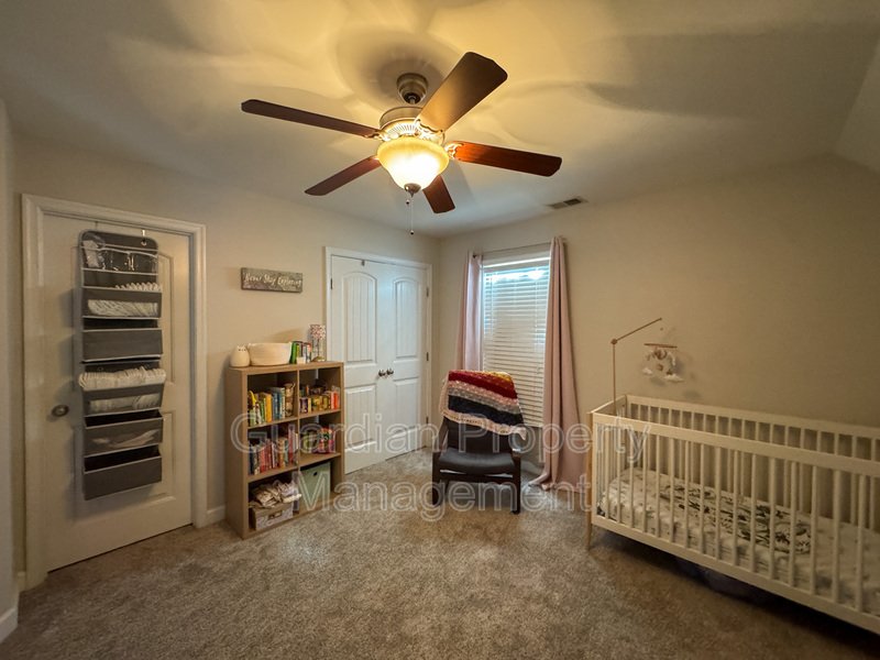 Well-Maintained 4 Bed 2.5 Bath Home with a Pool property image