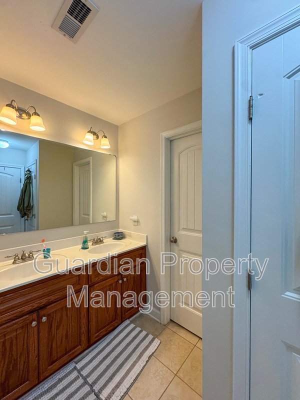 Well-Maintained 4 Bed 2.5 Bath Home with a Pool property image